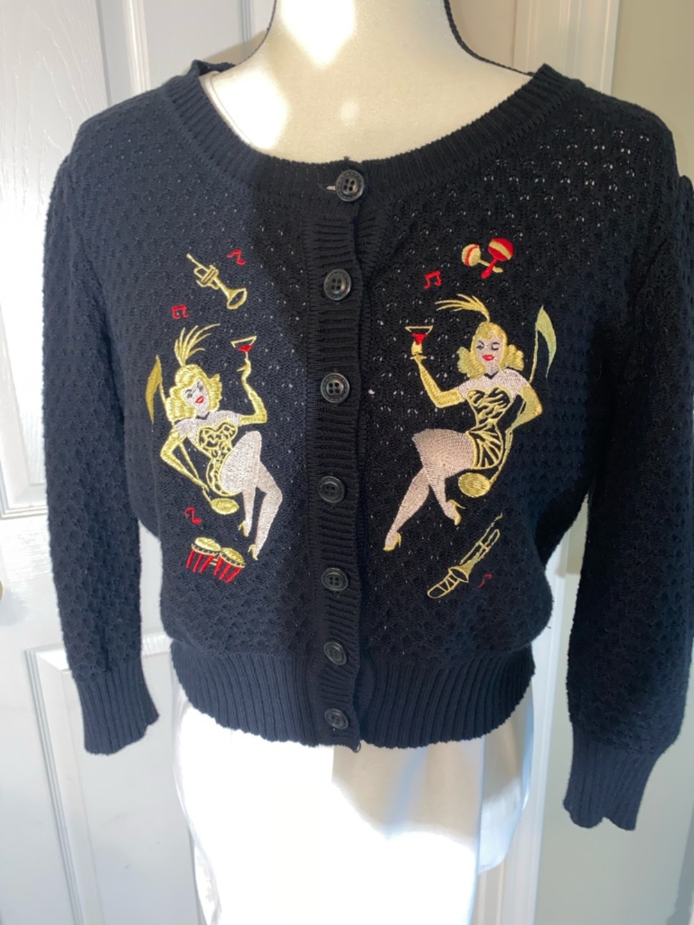 Mischief Made Cropped Cardigan Sweater SHOWGIRLS Black Embroidered Women Large